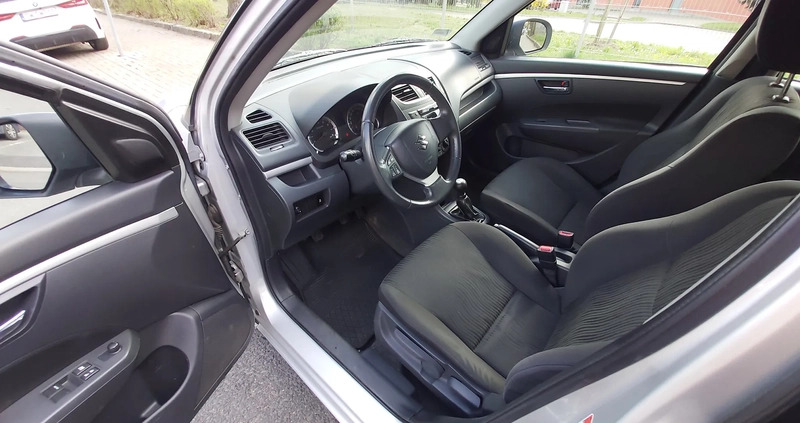 Suzuki Swift cena 19900 przebieg: 205000, rok produkcji 2012 z Wrocław małe 46